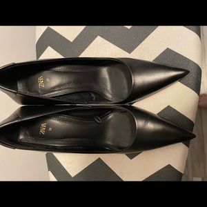 Zara pump